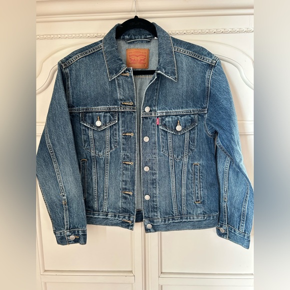 Levi's Jackets & Blazers - Levi's Jean Jacket Trucker Leather Patch Norm Core Capsule Minimalist